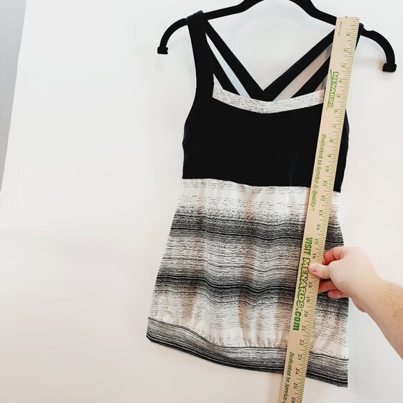 Ahtleta Stride Crunch and Punch Workout Tank Top Cross Cross Strappy Back Tank - Picture 10 of 11